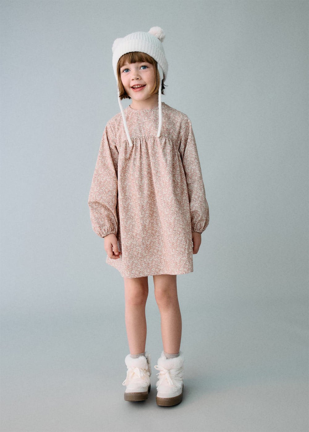 Ankle boots with leather accents